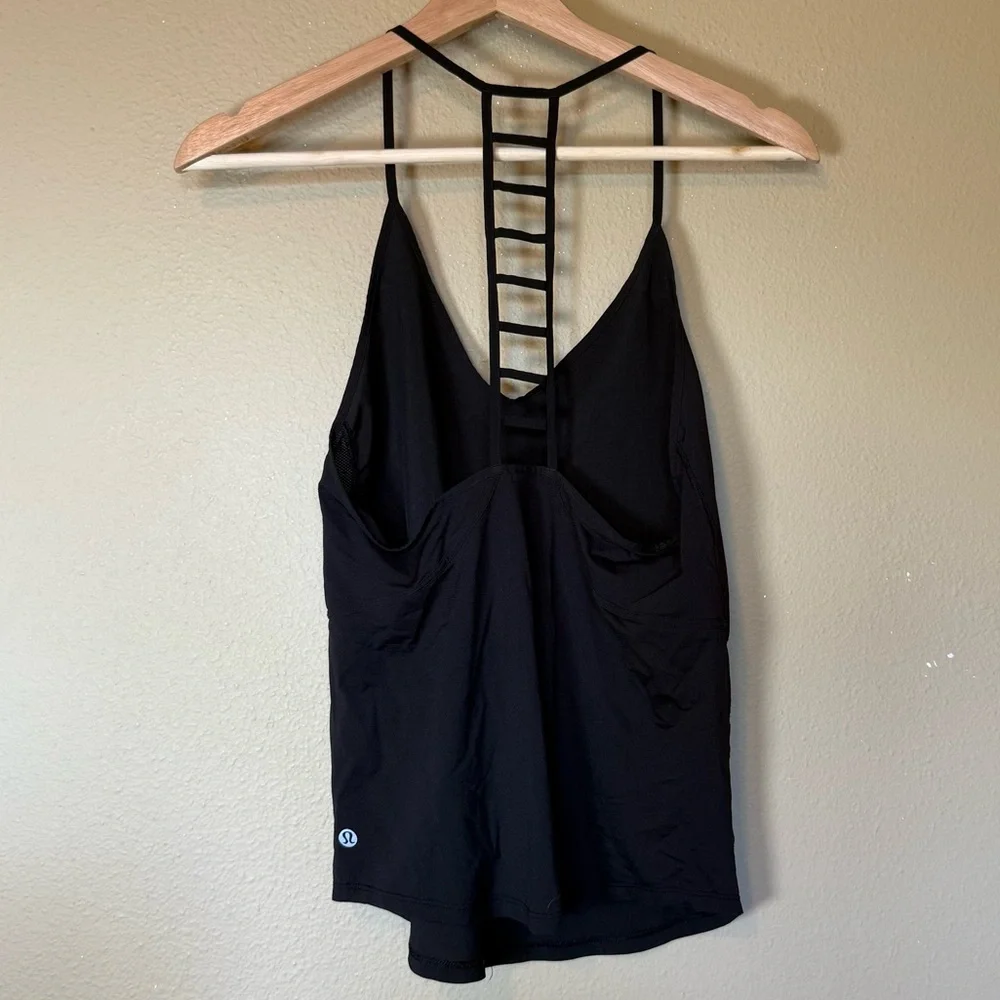 Lululemon Breezy Singlet Ladder Back Tank Top in Black